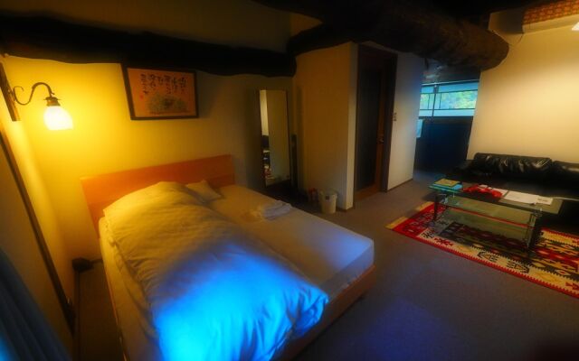 Отель Guest House Kotohira Япония, Хита - отзывы, цены и фото номеров - забронировать отель Guest House Kotohira онлайн вид на фасад