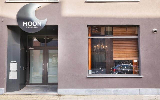 Hotel Moon вид на фасад