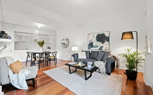 Perfect Laneway Terrace Surry Hills