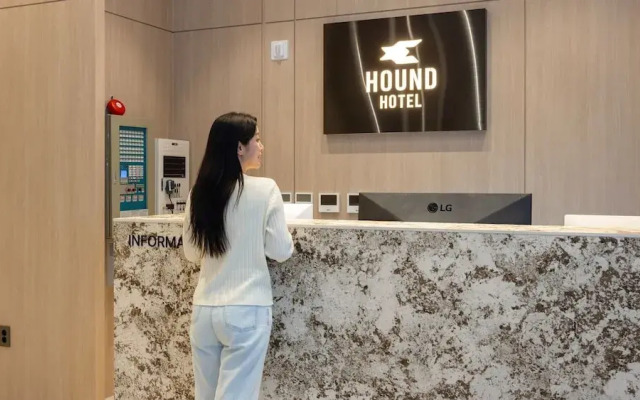 Hound Hotel Pohang Yeongildae