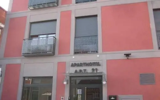 El Aparthotel