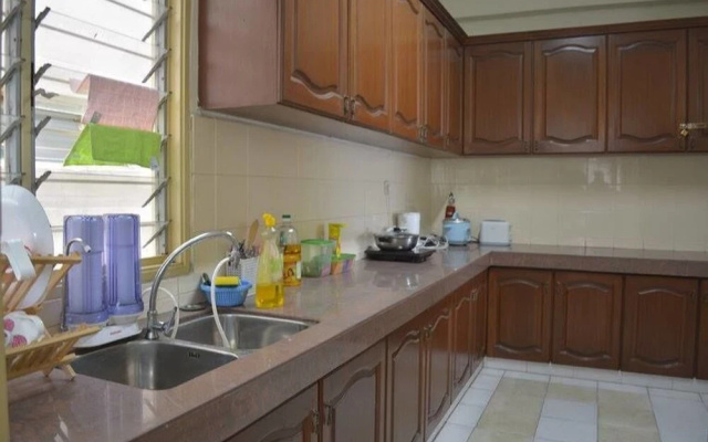 Senyum Homestay Bandar Menjalara