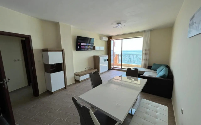 Sea View Apartment