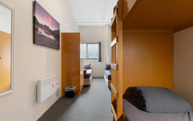 Rock Solid Backpackers Rotorua