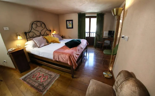 Art Hotel Grandes Murailles