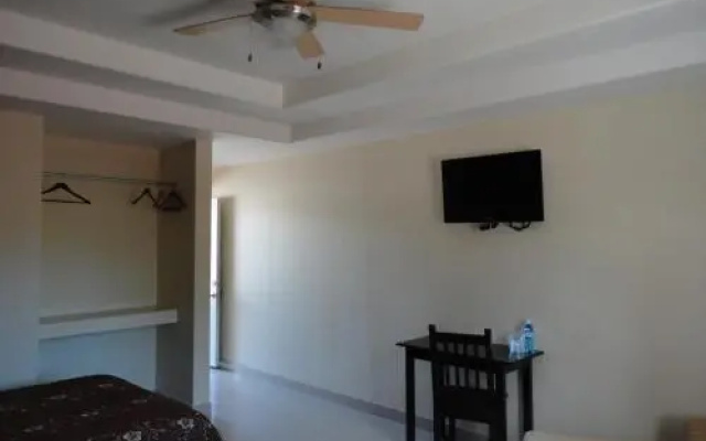 La Huerta Hotel