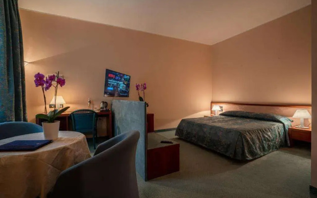 Hotel Diana