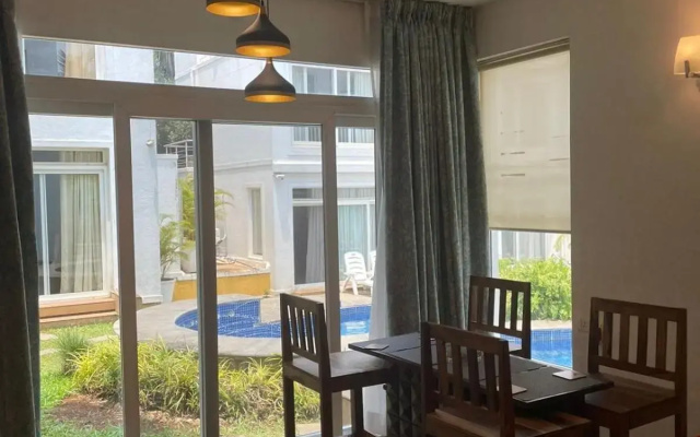 Jia 3 Candolim Goa-3bhk,nrBeach,Pool,Wifi,Bar table-Villa M by Moh Hospitality