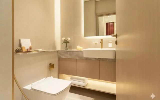 Binghatti Royale - Luxury 1BR Haven