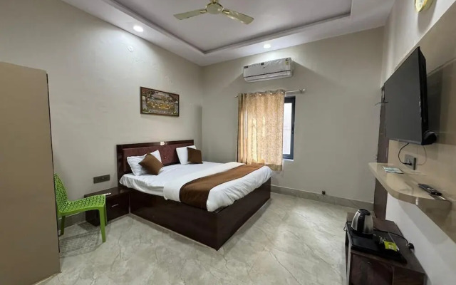 Misti Pool And Resort