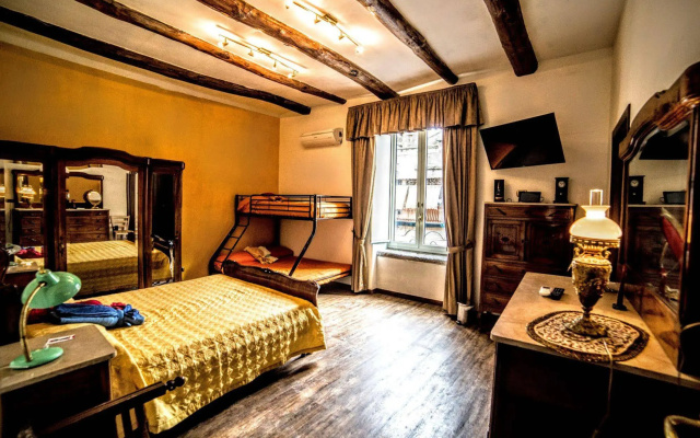 San Gennaro Bed
