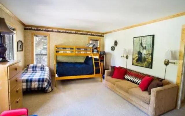 Forest Retreat Rental Cabin