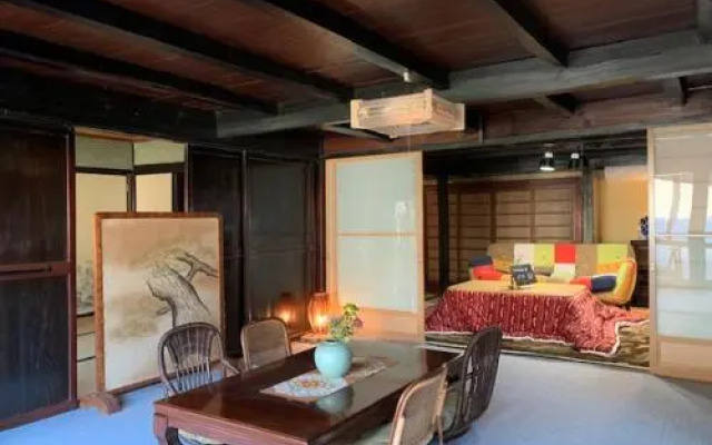 Yakuno House
