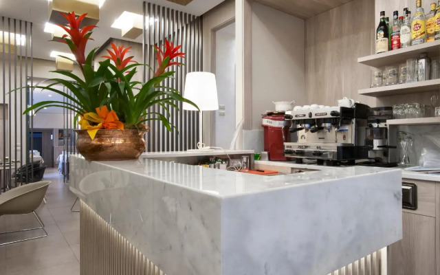 Hotel Gamma