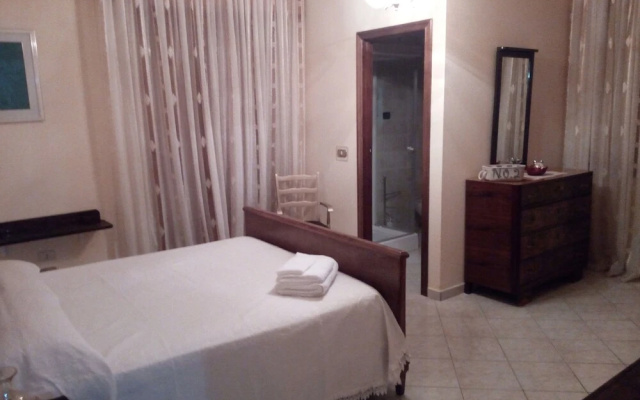 Il Tuo Letto Sullo Stretto