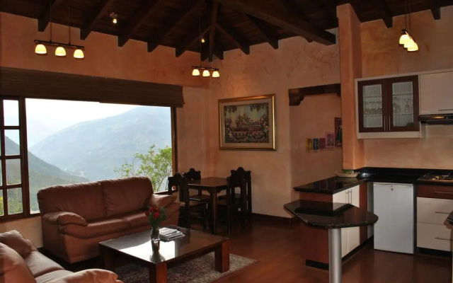 Luna Volcán, Adventure SPA - formerly Luna Runtún
