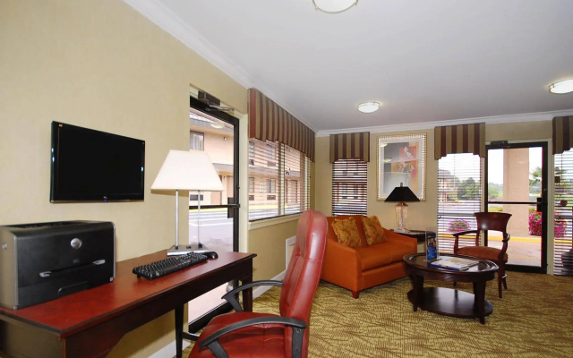 Kennesaw Inn