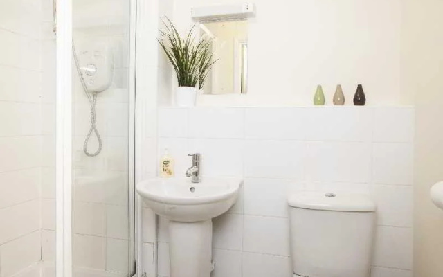 Queens Circus Serviced Apartment