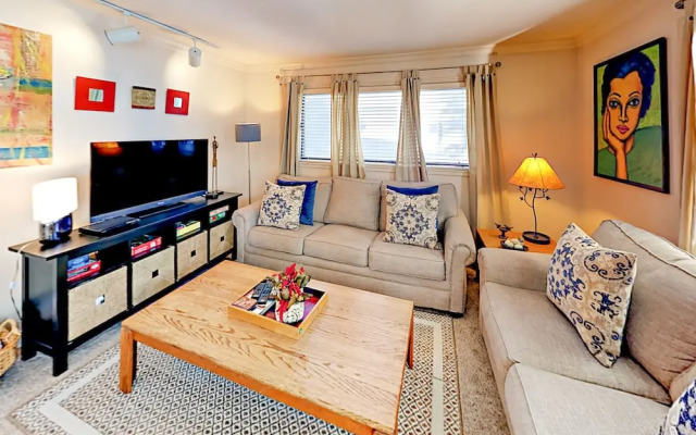 Woodside Unit #3B - 3 Br Condo