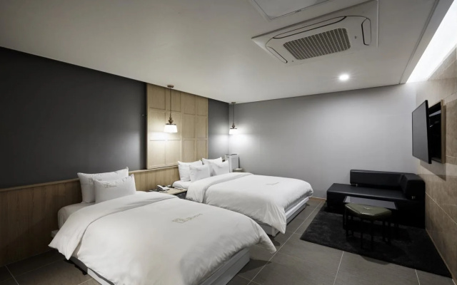 Gracias Hotel Gimhae