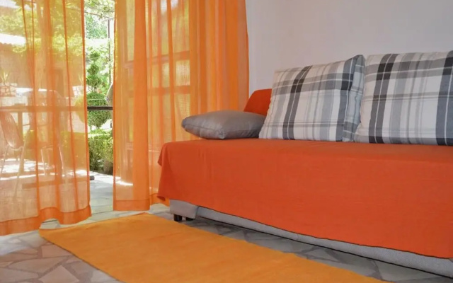 Apartment And Rooms Danica