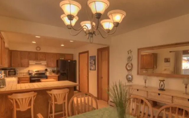 RedAwning Modern Incline Village Home
