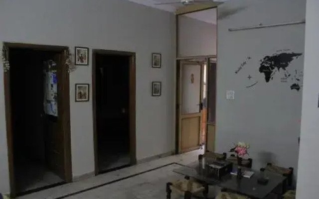 Elysium Inn Hostel