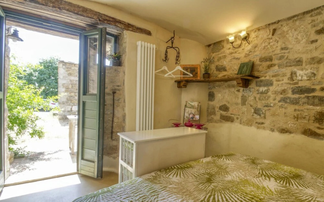 Stunning Apartment in Villagrande di Monteco With 1 Bedrooms