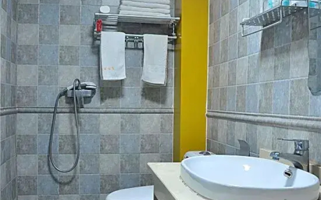 Longdu Business Hotel, South Anhui