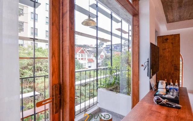 Luxury 22Land Suites Residence Hotel