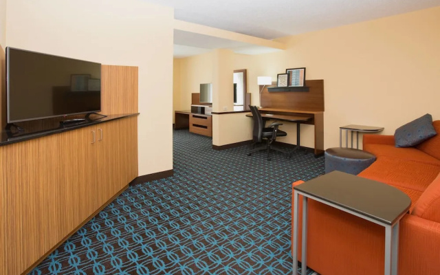 Fairfield Inn & Suites Boston Milford