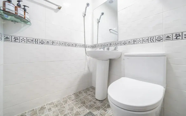 Donghae Badae Meomuleuda
