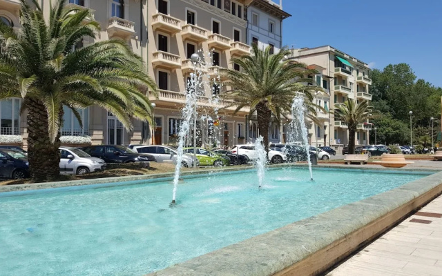 Room-viareggio Live in Top Deco