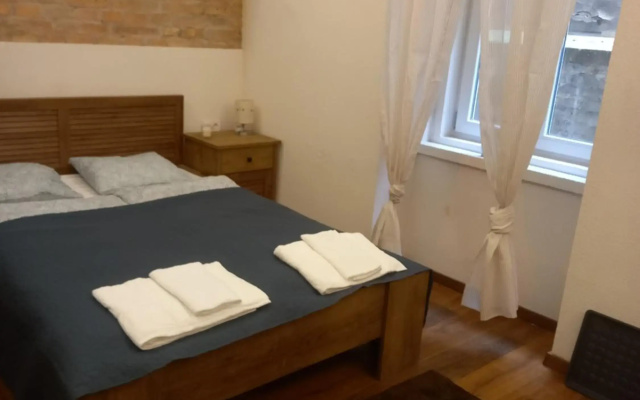 Hi-Bp Liszt Ferenc square Studio apartment