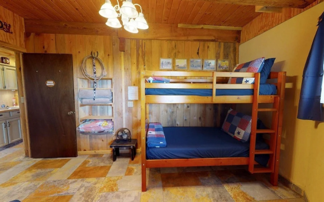 Juniper Ridge Family Cabin