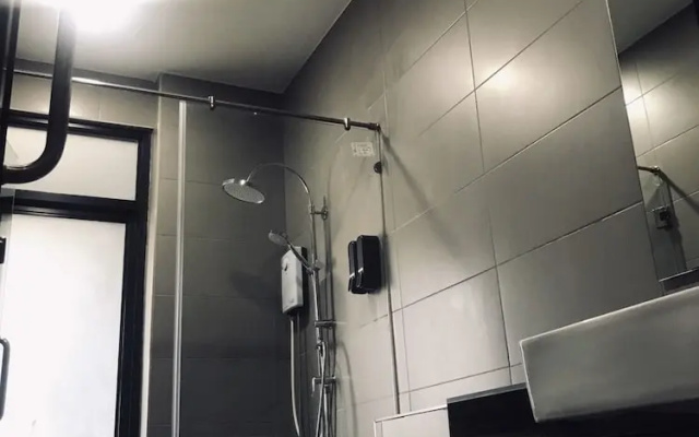 Lay Hotel