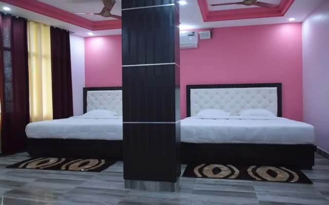 Hotel Skyblue and Restaurant