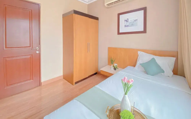 Elegant and Spacious 3BR at Grand Setiabudi Apartment