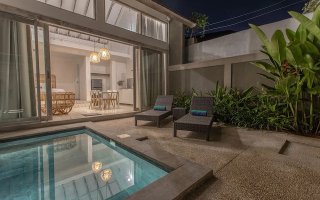 White Studio Villa