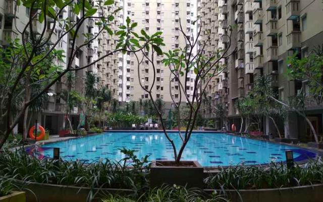 Nice 2Br Apartment At Gateway Ahmad Yani Cicadas