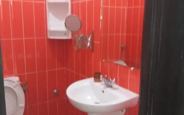Bel appartement meublé B 16