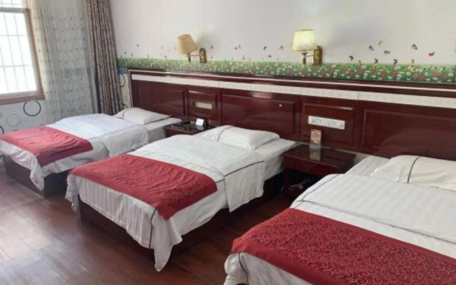 Da Hong Men Hostel
