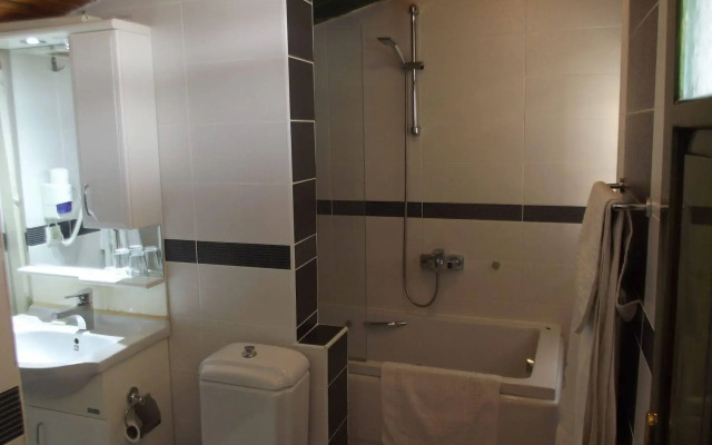 Hotel Hal - Tur