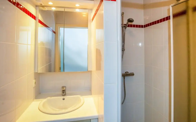 Apartment With 2 Bedrooms and 2 Bathrooms