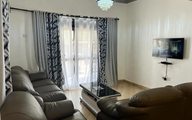 House - Sleeps 6 - Parking - Garden