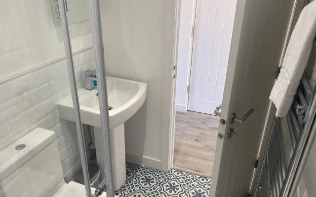 Wyndham Crescent - Stylish Flat in Popular Pontcanna