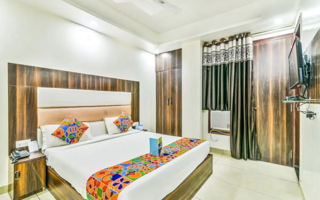 OYO 11505 Hotel Classic Park