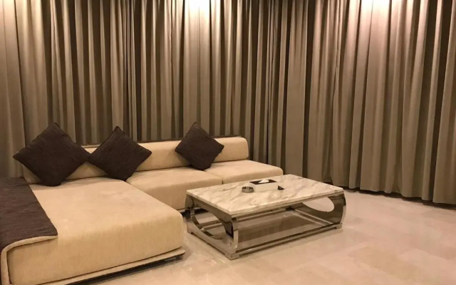 Seven Garden Hotel Albaiaa
