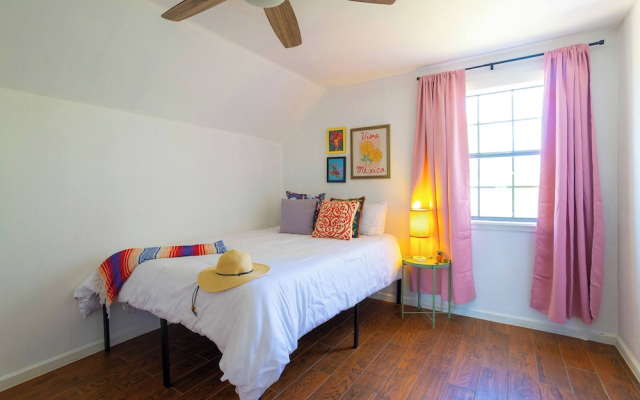 Ranchito Texas Stay for 12
