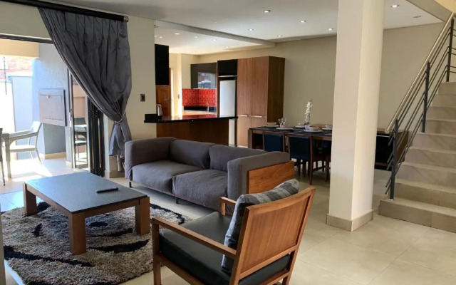 66 Dorp Street Apartment